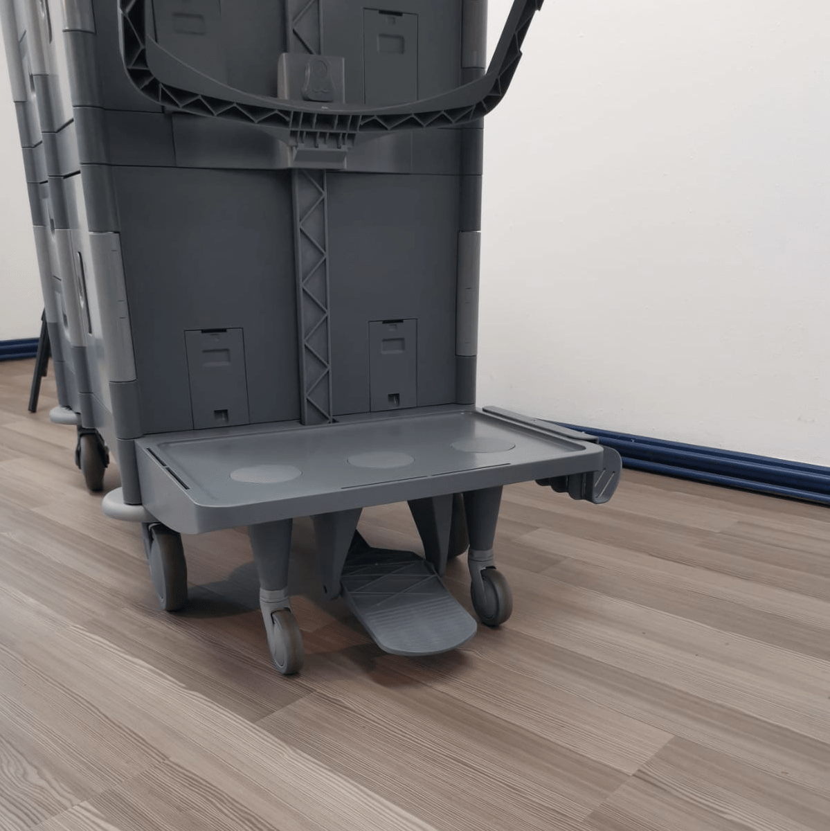 Premium Moppboxwagen Brix