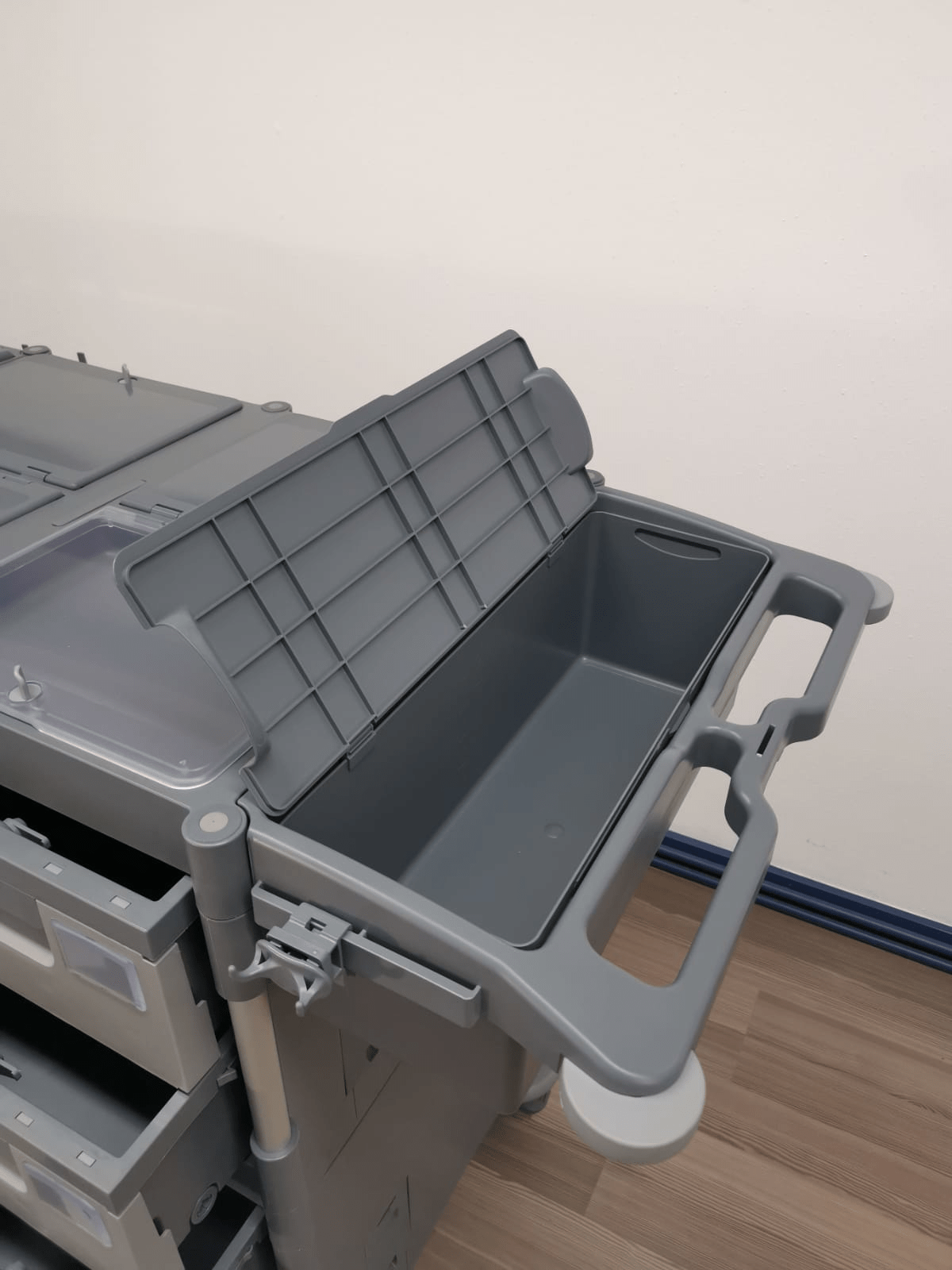 Premium Moppboxwagen Brix