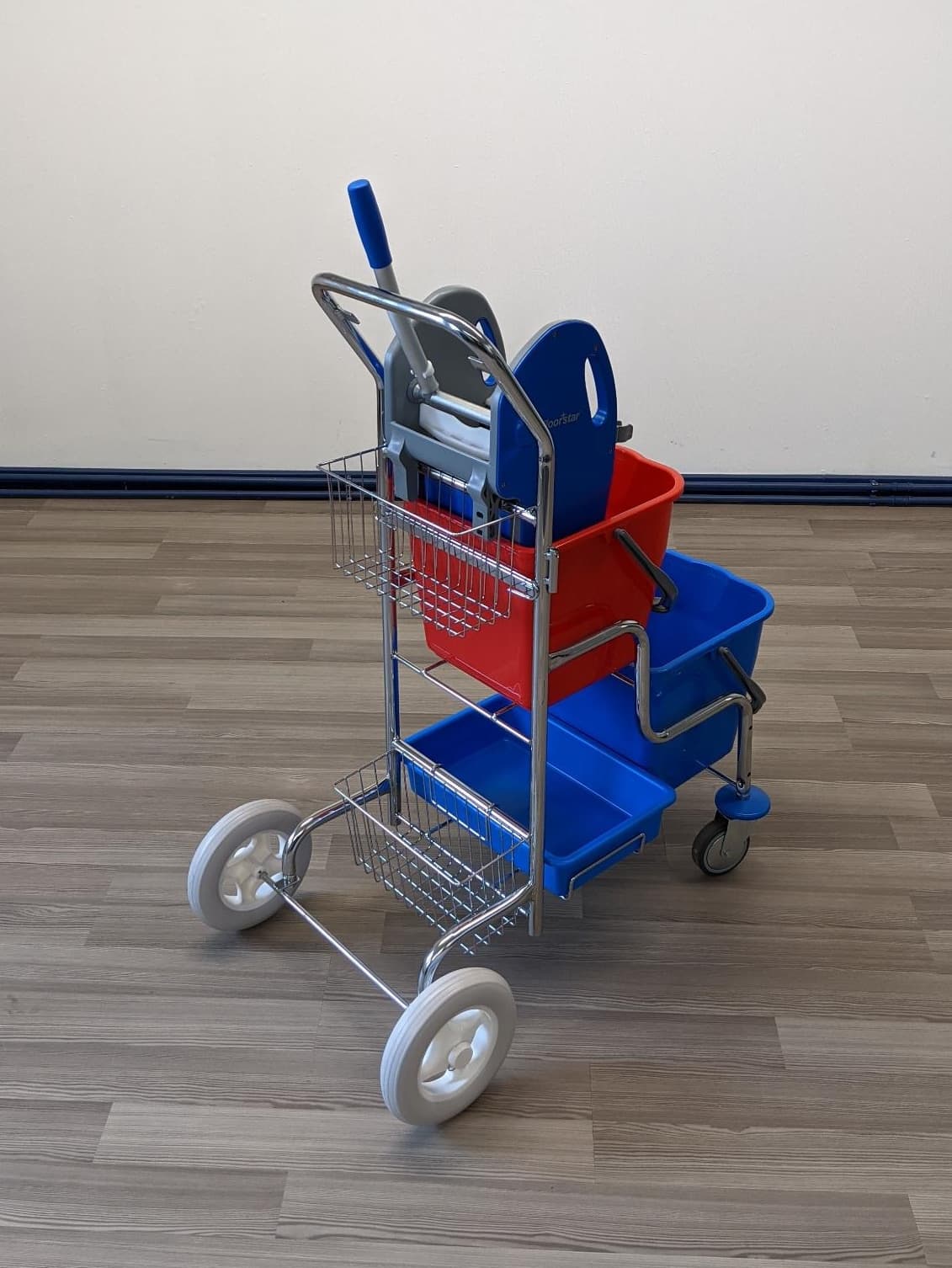 Stufenwagen 2x17 l SOLID