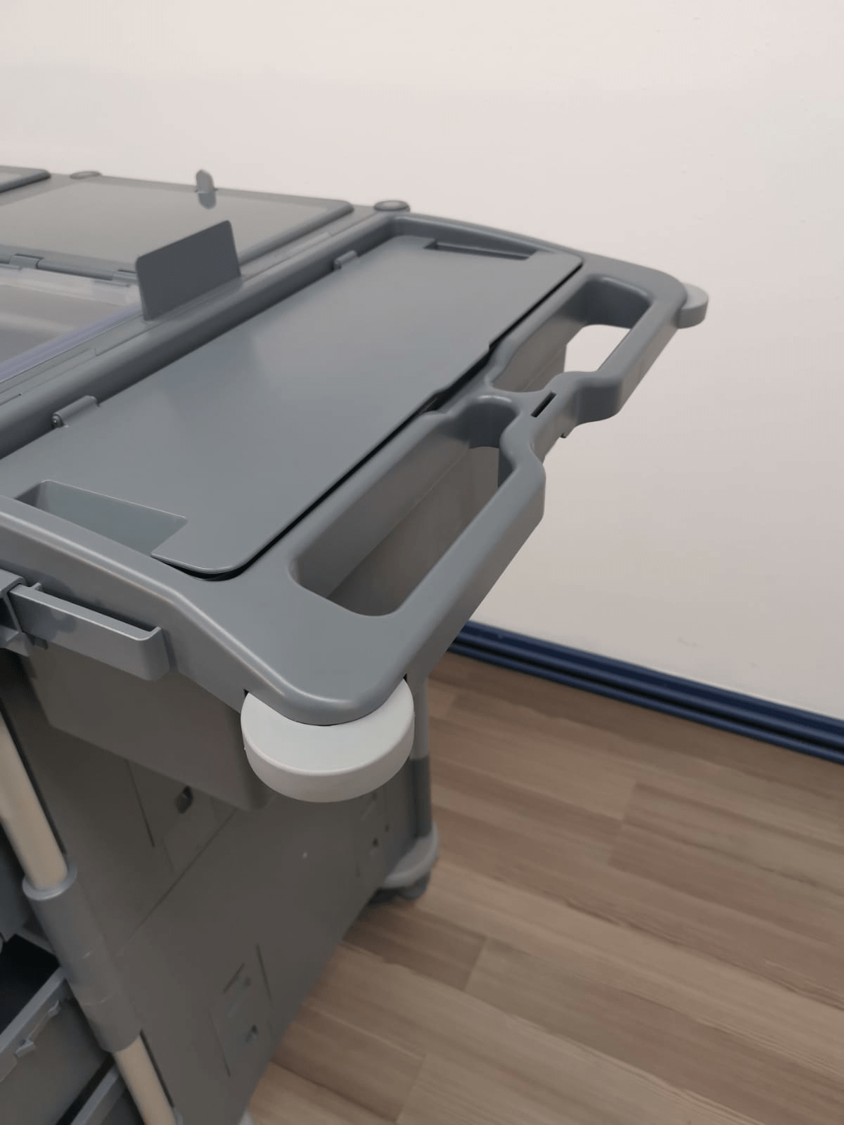 Premium Moppboxwagen Brix